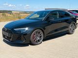 Audi RS3 2.5 TFSI LIMOUSINE RS-SCHALENSITZE PANO HUD - Audi RS3 Tageszulassungen