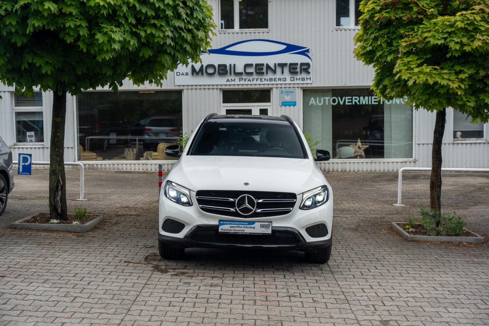 Mercedes-Benz GLC 220 4Matic AMG-line Night-Paket Pano