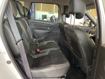 MYAUTOCENTER – Gebraucht- und Jahreswagen mit Werkstattservice in Pfaffenhofen Renault Scenic III BOSE Edition *Klima*Navi*Bluetooth*