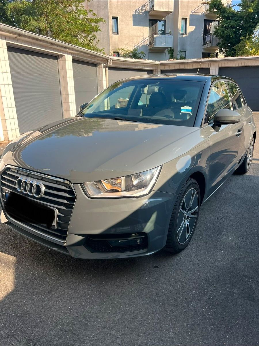 AUDI Audi A1 1.0 TFSI