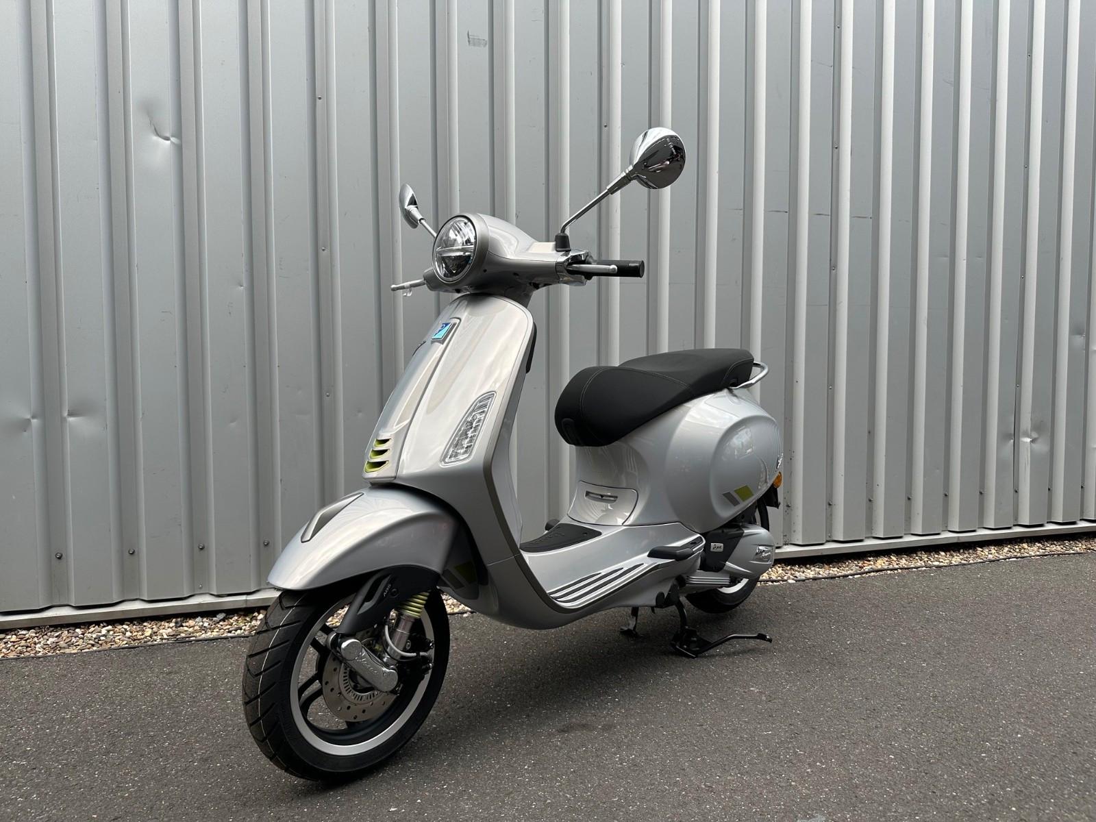 Vespa Primavera 125 Tech E5+ grau AKTION
