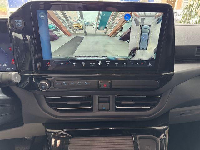 Ford Tourneo Custom Bus 320 L2 Tourneo Titanium X FWD