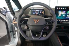 CUPRA Born Edition Dynamic | Navi | ACC | 360° CUPRA Born Edition Dynamic | Navi | ACC | 360°