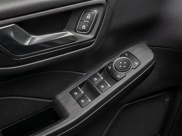 Ford Kuga 2.5 Plug-In Hybrid ST-Line X Pano. Kamera