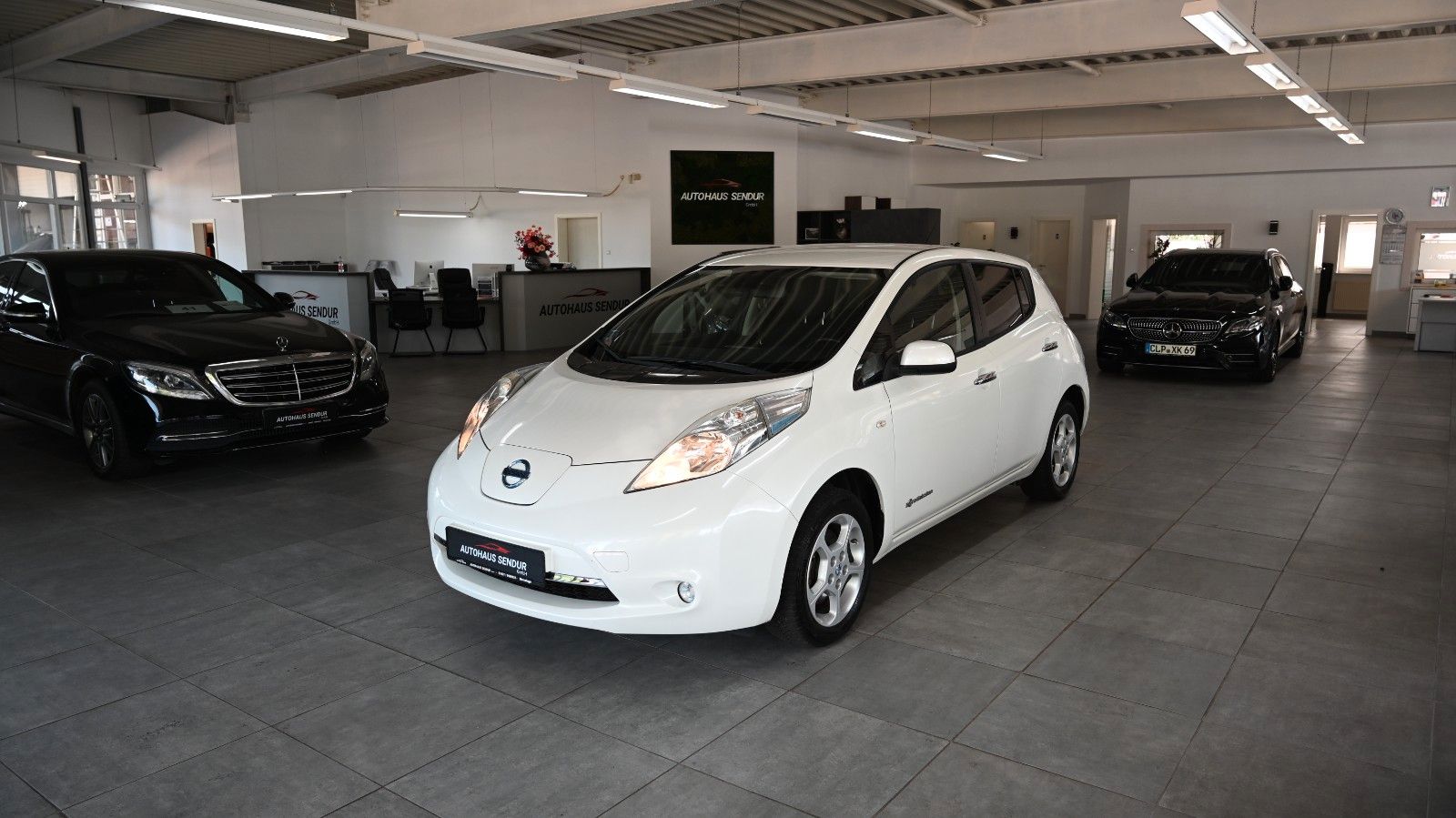 Leaf Acenta *KAMERA*TOP*SHZ*KLIMA