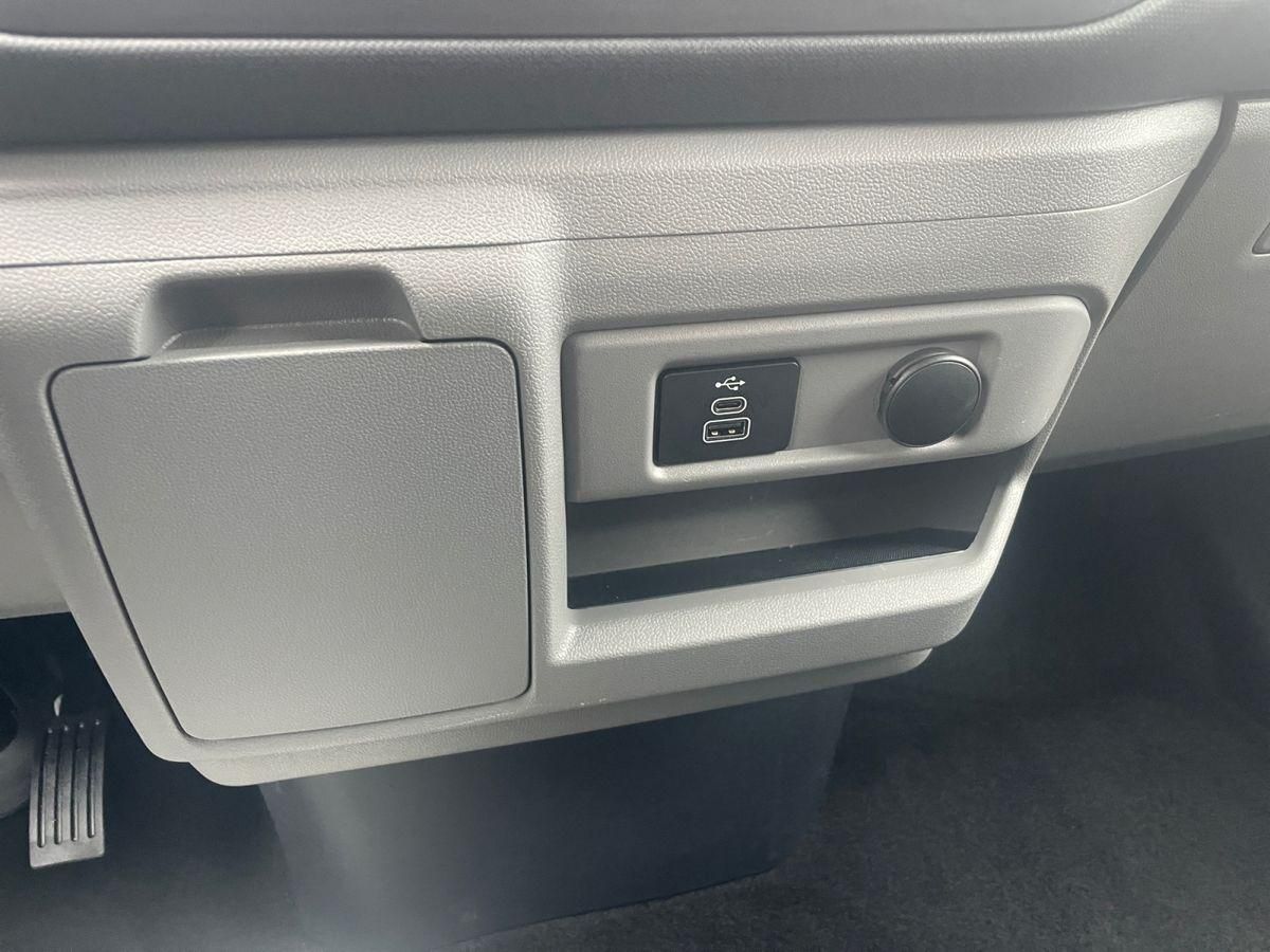Ford Tourneo Custom 320 L2 Aut. Titanium NAV SHZ LED  foto 19