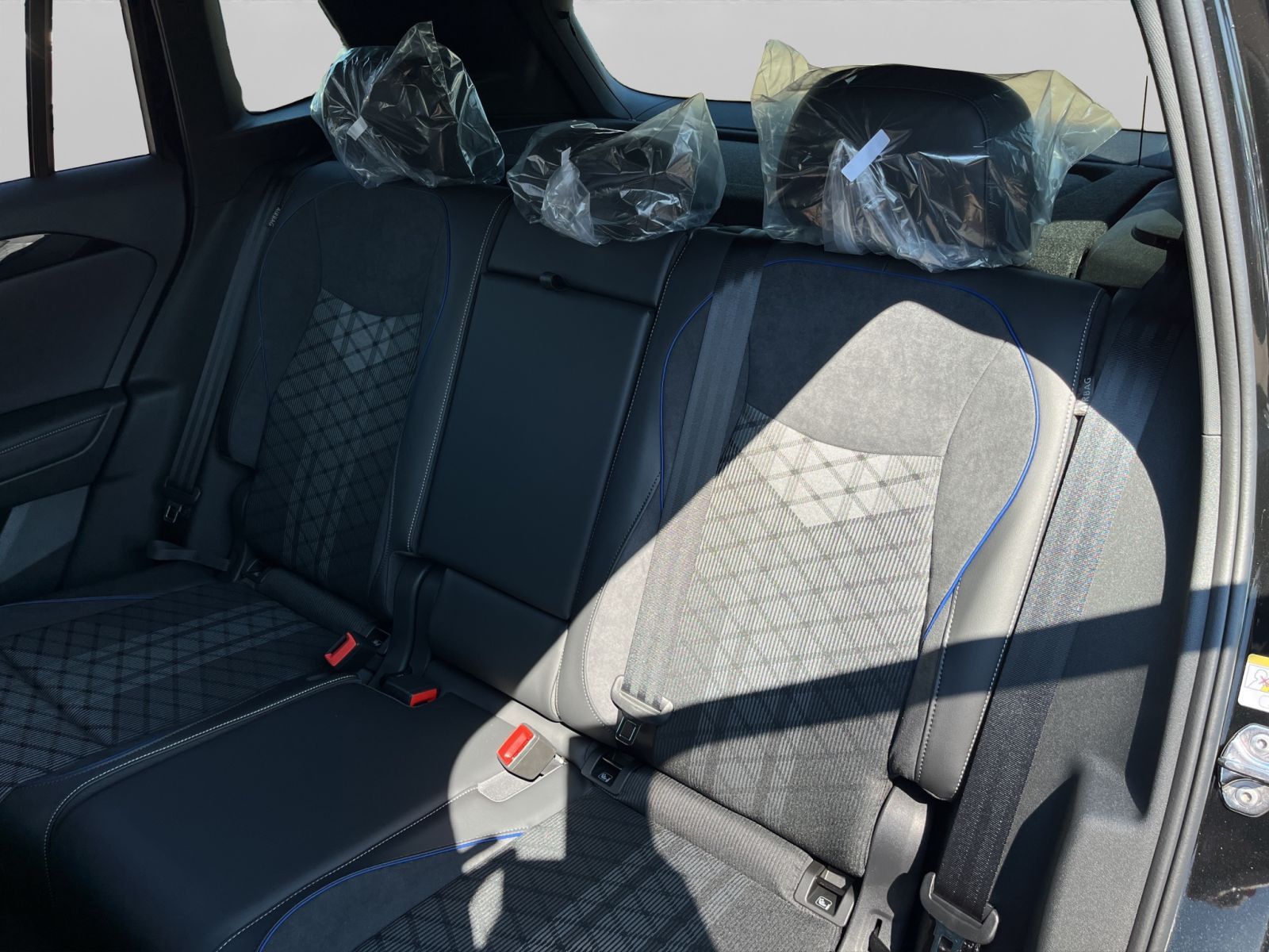 Volkswagen Tiguan - Bild 12