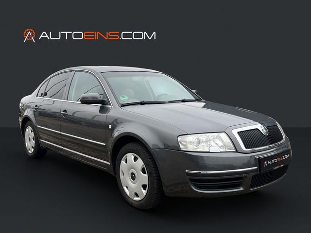 Skoda Superb 2.8 V6 Automatik Elegance*Leder*Navi*