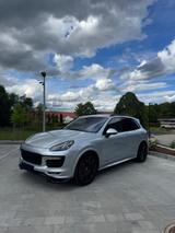 Porsche Cayenne GTS Pano 360 LED AHK Carplay Memory ACC - Porsche: Gt3