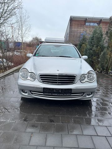 Mercedes-Benz C 220 C -Klasse T-Modell C 220 T CDI