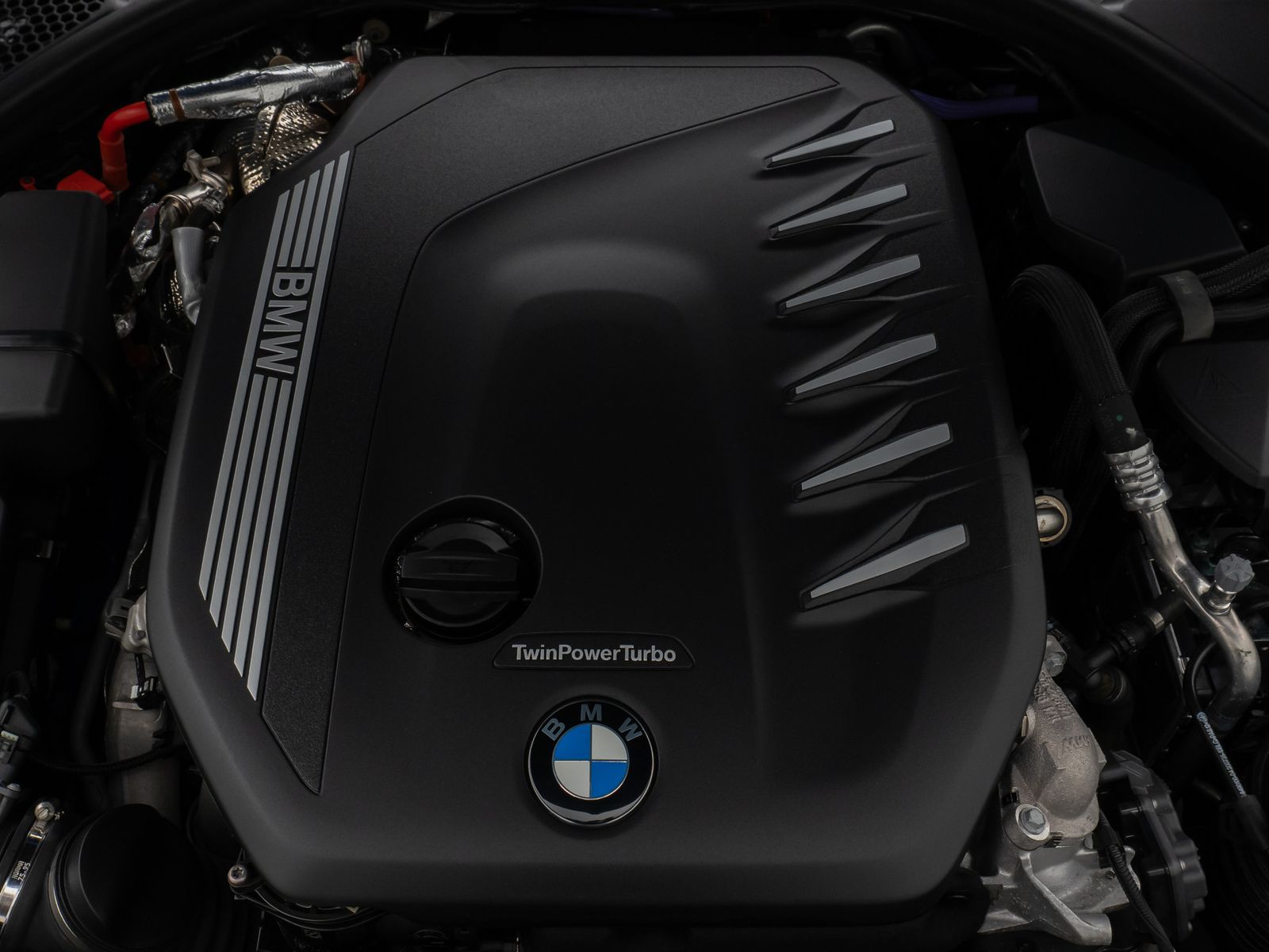 Fahrzeugabbildung BMW 330d M Sport HiFi DAB Stop&Go Fernlichtassist