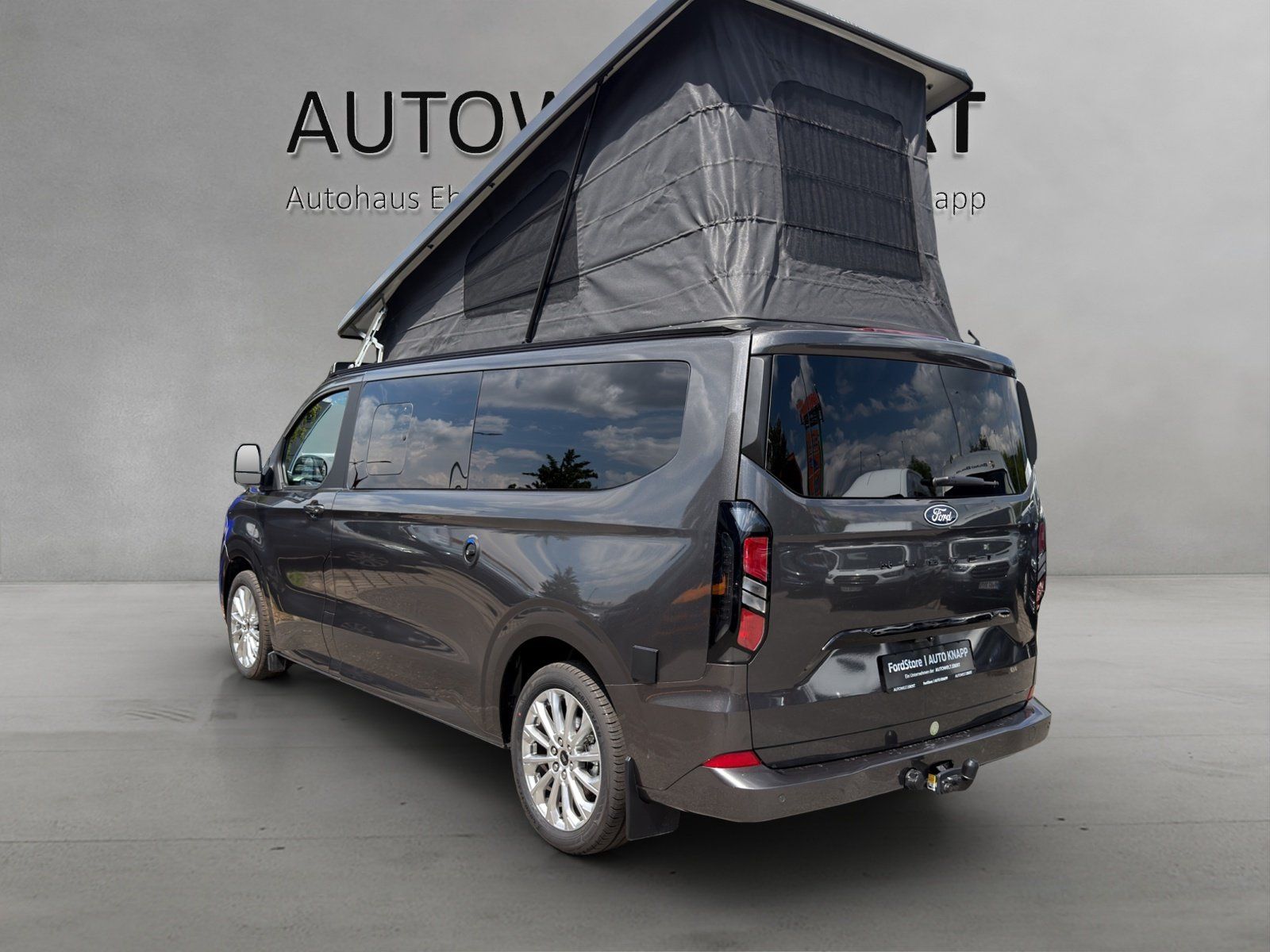 Fahrzeugabbildung Ford Nugget Titanium 320 L2 Markise Großer Schrank