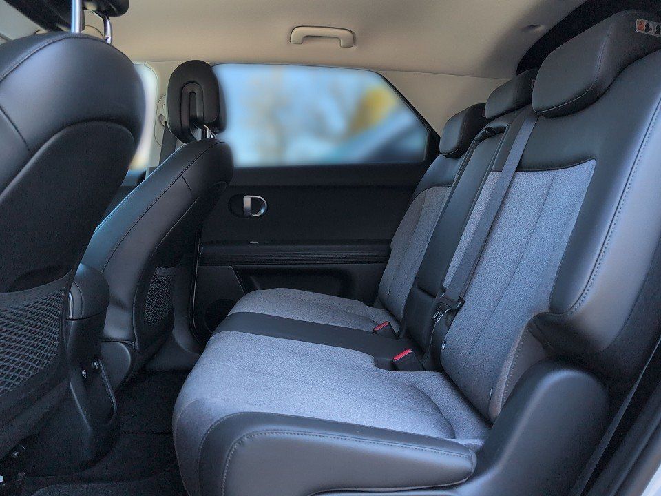 Fahrzeugabbildung Hyundai IONIQ 5 77kWh TECHNIQ ASSIST-P GAR-12/30 SOH-97%