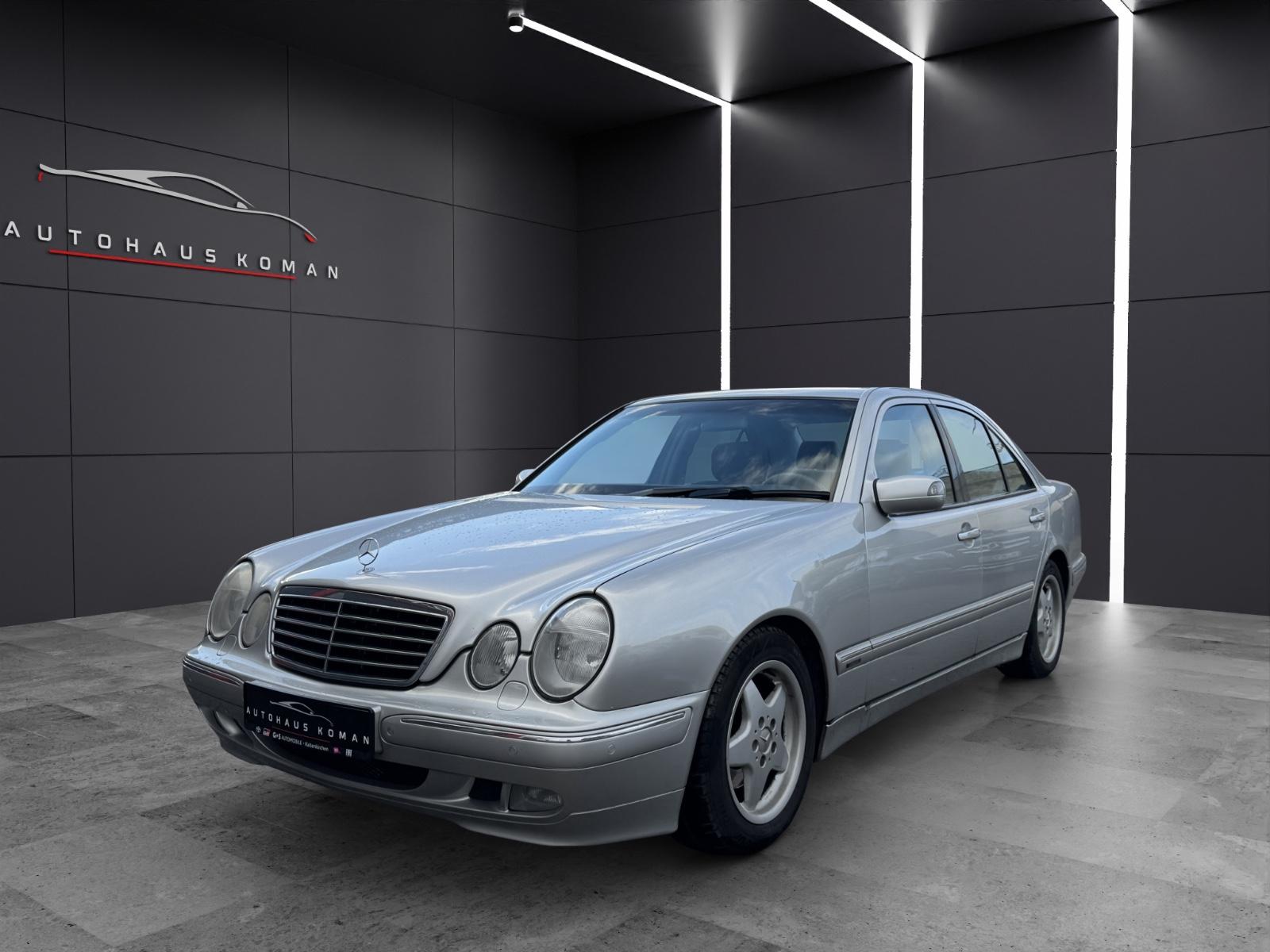 Mercedes-Benz E 200 AVANTGARDE