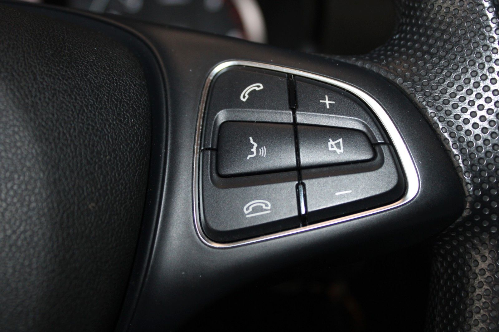 Fahrzeugabbildung Mercedes-Benz Vito MIXTO LANG 5-Si Klima STDHZ NAVI AHK CAM