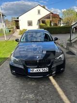 BMW 320i - - BMW 320 aus 2008: 320i
