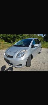 Toyota Yaris 1,3 Automatik, Daihatsu Charade - Toyota Yaris Gebrauchtwagen in Nürnberg