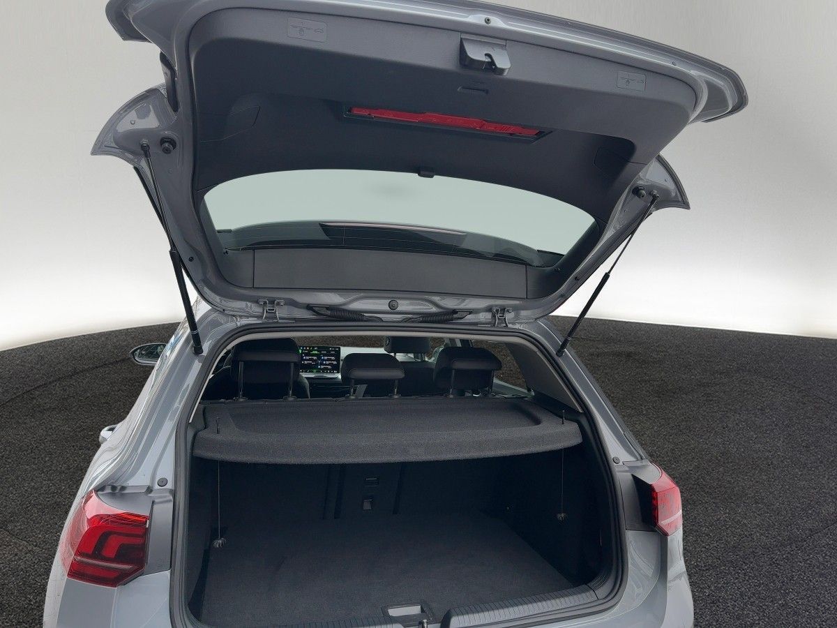 Volkswagen Golf - Bild 8