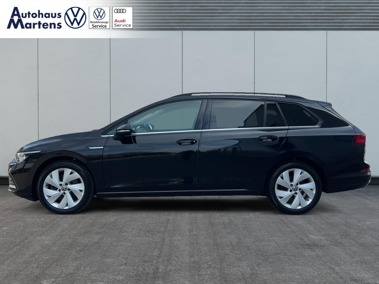 Volkswagen Golf VIII Variant 2.0 TDI Style Matrix HUD AHK