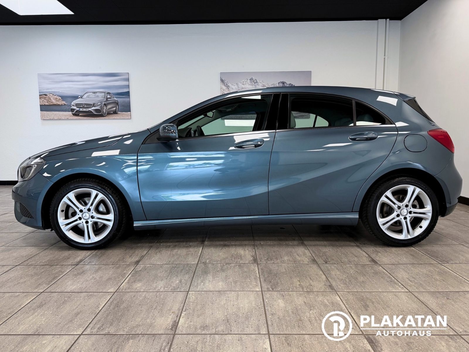 Fahrzeugabbildung Mercedes-Benz A 180 Style Bi-Xenon 1Hand MB-Service