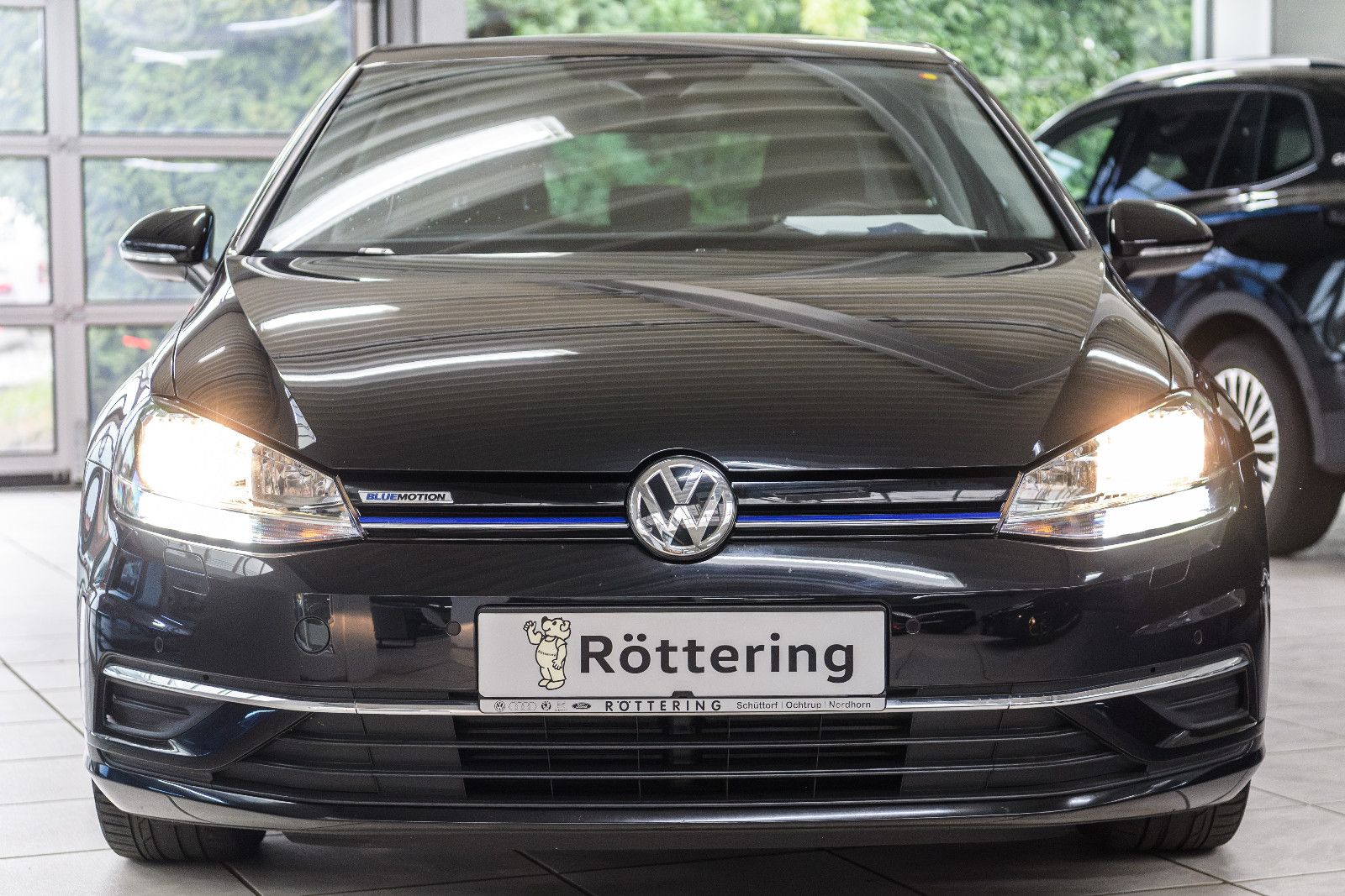 Fahrzeugabbildung Volkswagen Golf VII IQ.DRIVE +SHZ +ACC +NAVI