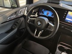 Fahrzeugabbildung BMW 218i Active Tourer M Sport -- AHK/HeadUp/Innovat