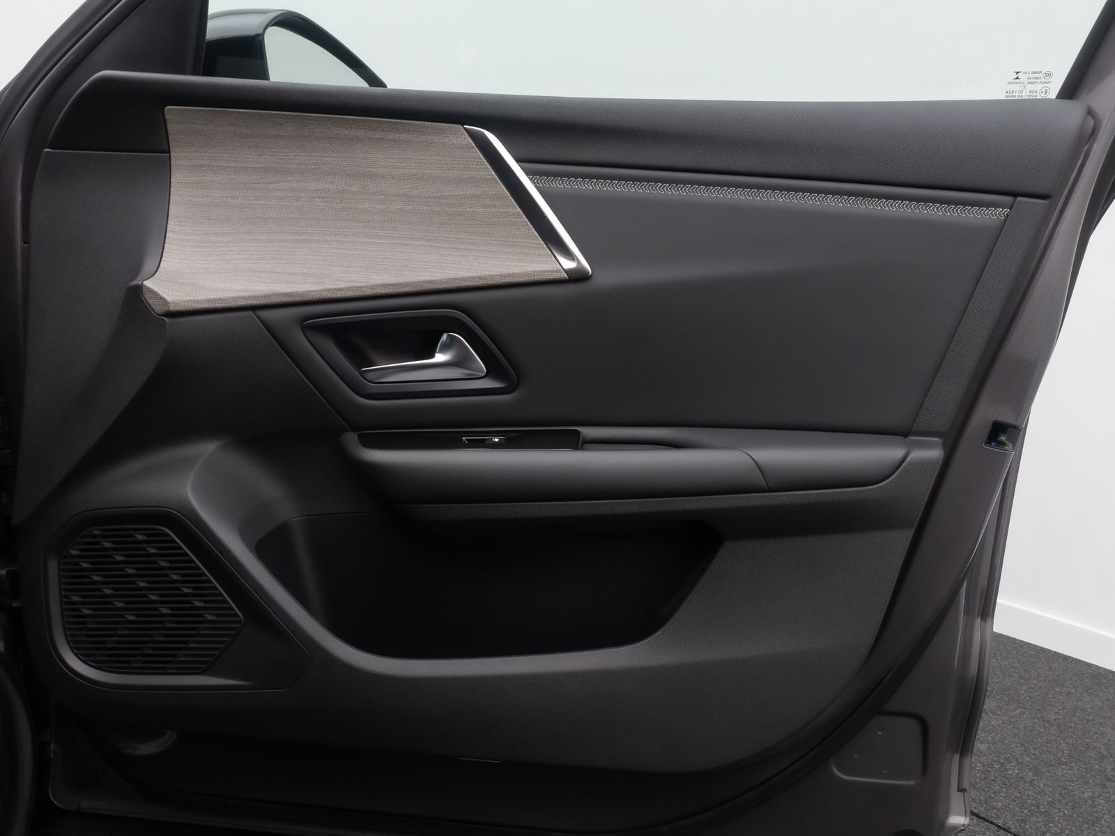 Fahrzeugabbildung Citro&euml;n C5 X Shine ACC Memory 360&deg;HUD AppleCar Leder 19"