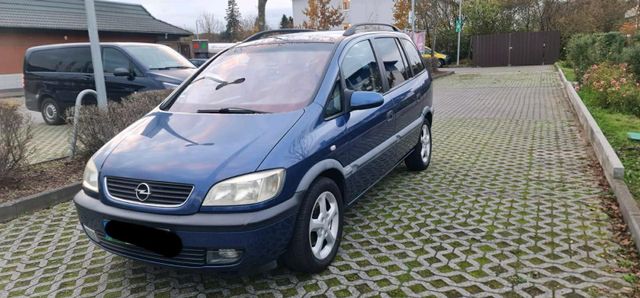 Opel zafira 1,8 7 sitzer