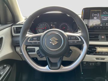 Fotografie 11 des Suzuki Swift 1.2 Comfort Sitzh. Tempomat Kamera Navi