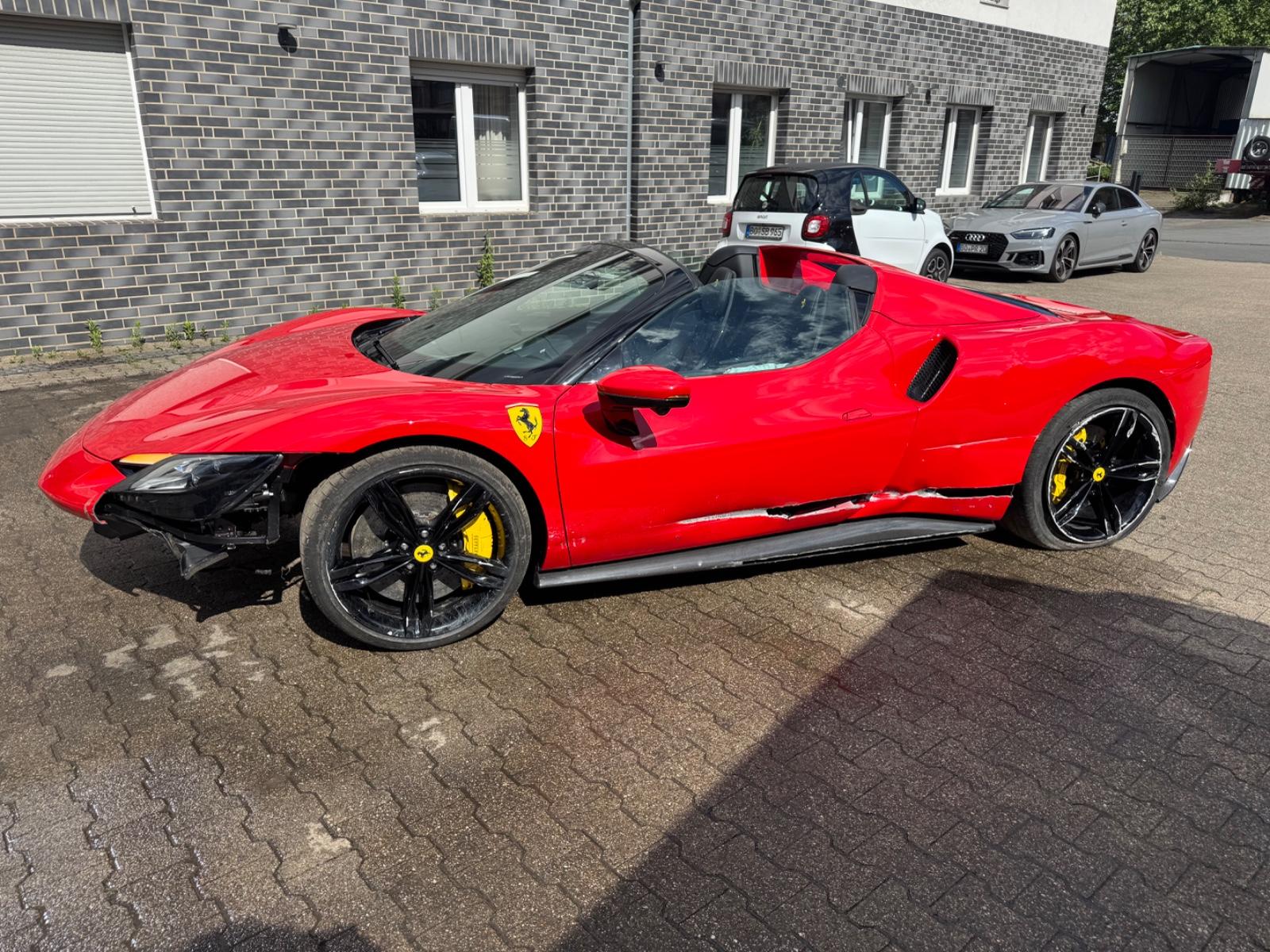 Ferrari 296 GTS