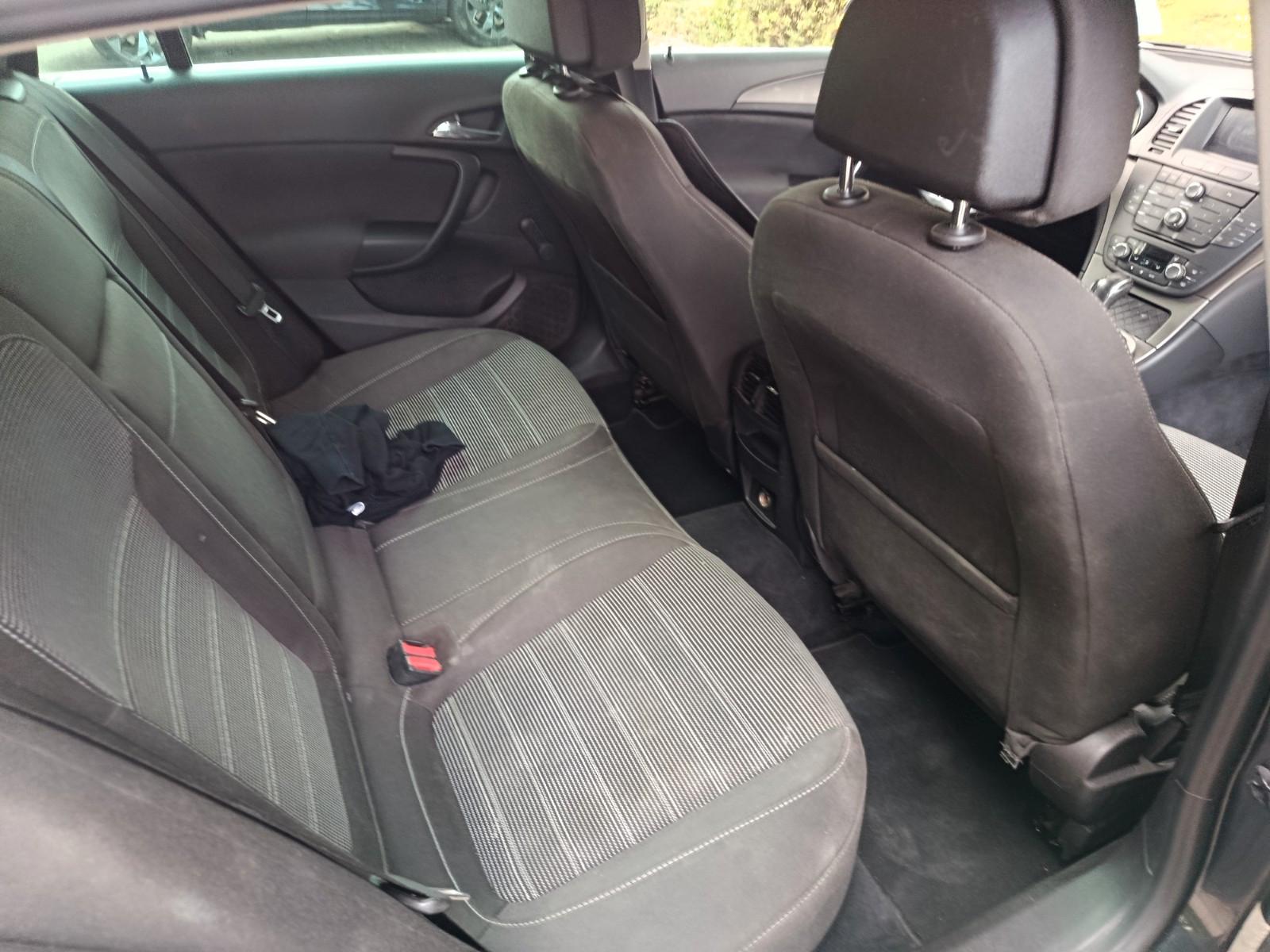 Opel Insignia 2010 — photo 6