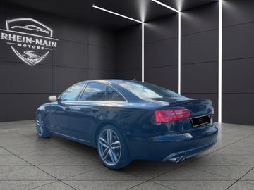 Audi A6 - 4