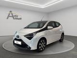 Toyota Aygo AYGO x-play Team D - Toyota Gebrauchtwagen in Sindelfingen