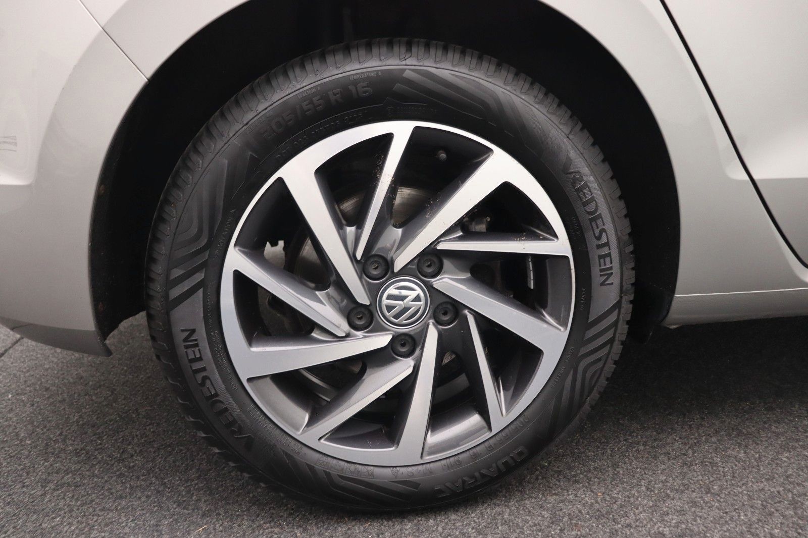 Fahrzeugabbildung Volkswagen Golf VII Sportsvan 1.4 Sound BMT/Start-Stopp