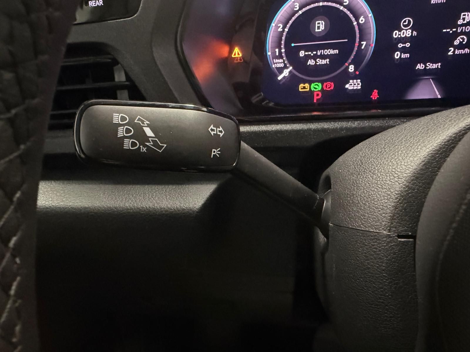 Fahrzeugabbildung Volkswagen Caddy 1.5 TSI DSG Edition+Garantie 2030+AHK abn+