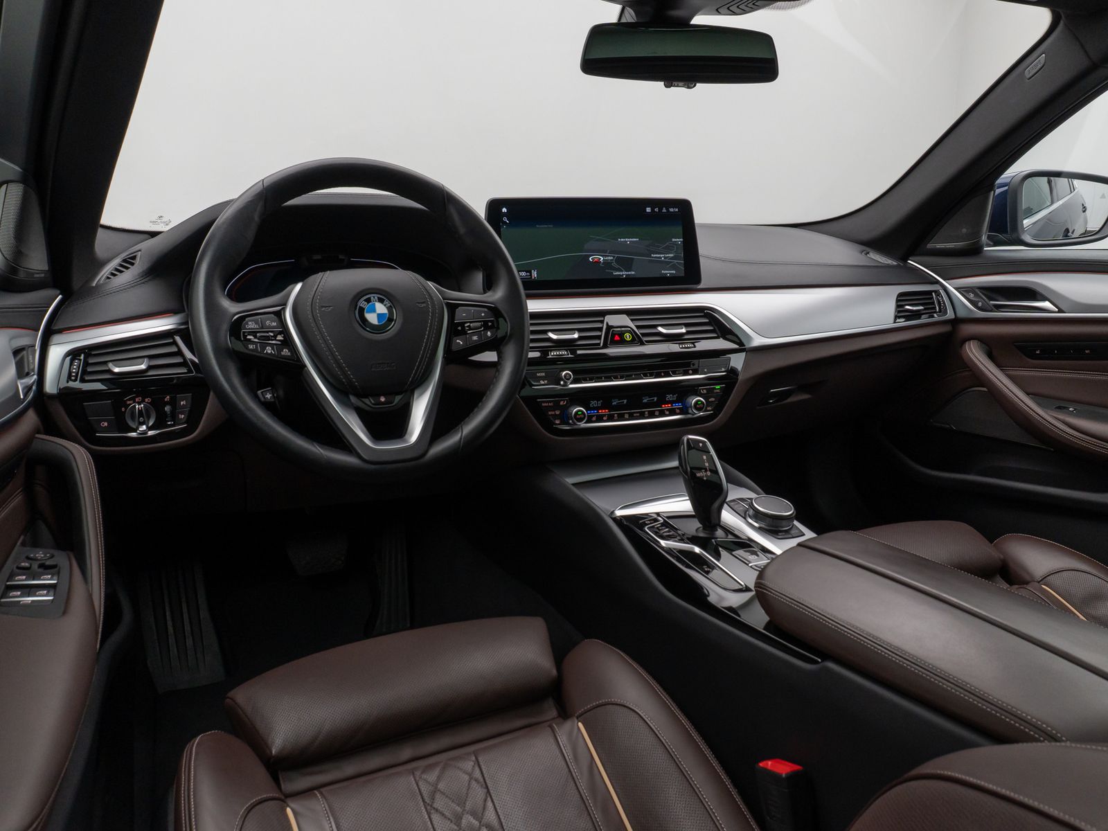 Fahrzeugabbildung BMW 520d xD Panorama Massage HUD H/K Individual-Voll