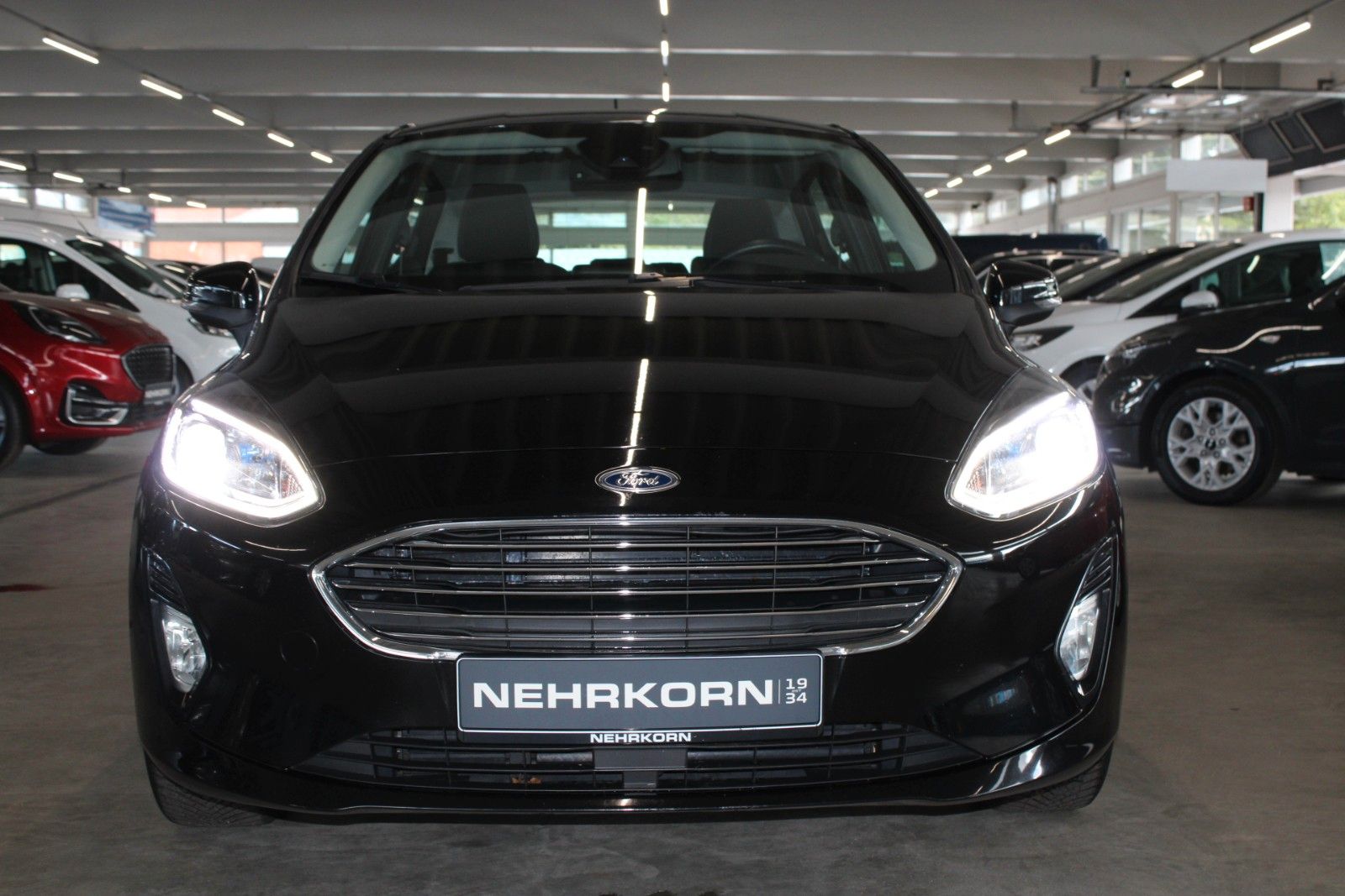 Fahrzeugabbildung Ford Fiesta Titanium LED KLIMA Allwetter PDC WinterP.