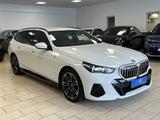 BMW 530 e M Sport*AHK*Leder*R-Cam*Harman-Kardon*ACC* - BMW 530: M