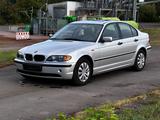 BMW 316i  - BMW 316 aus 2002: 316i