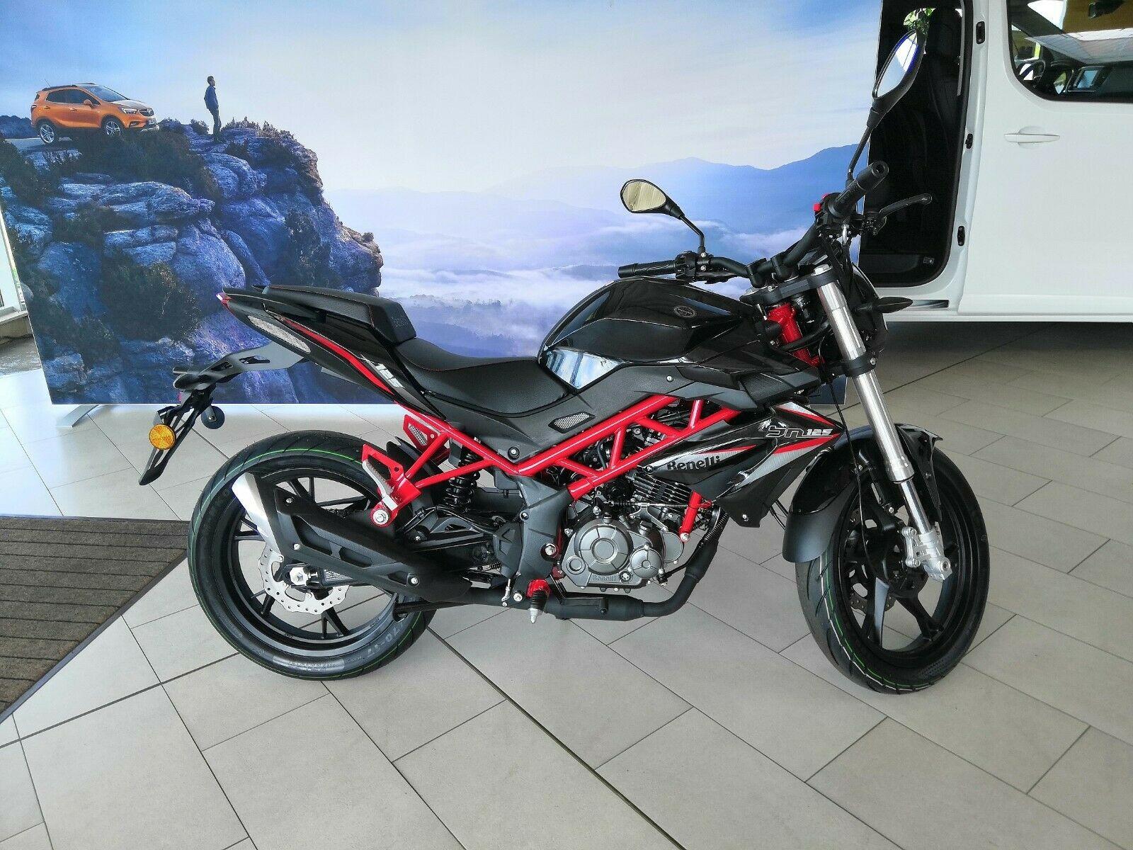 Benelli BN 125 CBS E5+