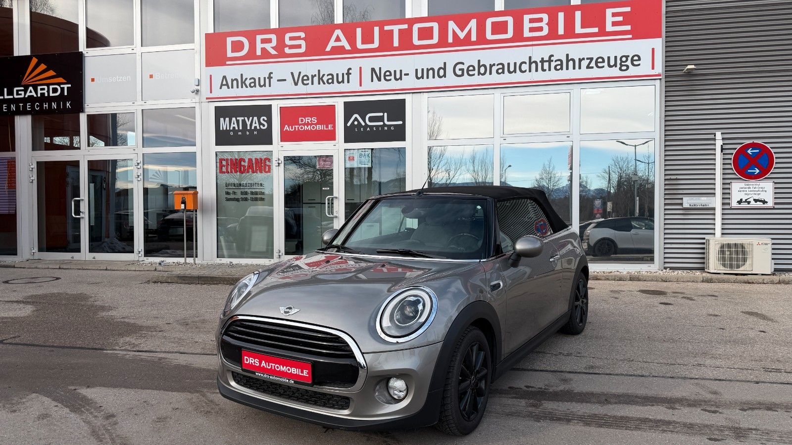 MINI Cooper Cabrio/Navi/Kamera/H&K/KLimaaut/LED - Bild 1