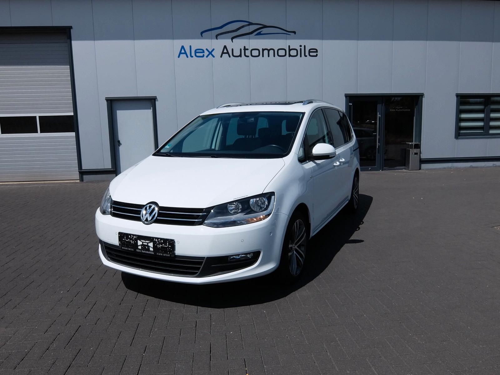 Volkswagen Sharan Cup BMT 7.Sitzer Navi PANO SHZ AHK Kamera