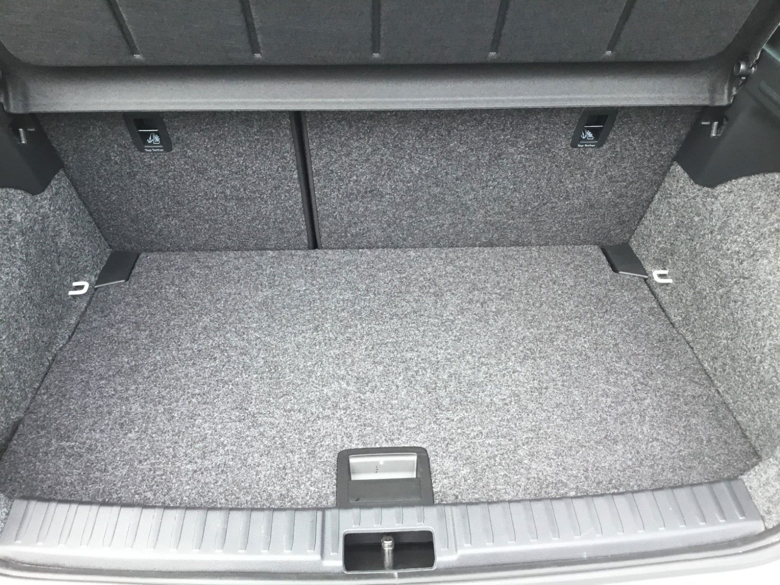 Fahrzeugabbildung SEAT Ibiza 1.0TSI Style DSG+ACC+16"+Navi+LED+FullLink