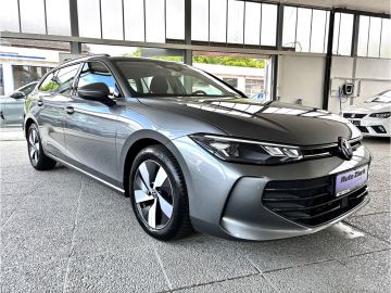 Volkswagen Passat - 4