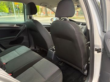 Volkswagen Golf - 9