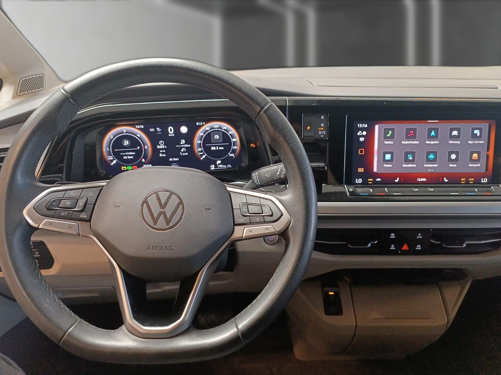 Volkswagen T7 Multivan - Bild 10