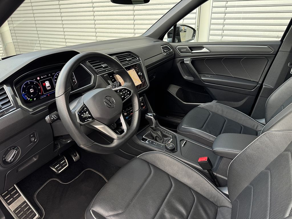 Tiguan Allspace 2.0 TDI 4M R-LINE *LEDER*H&K*