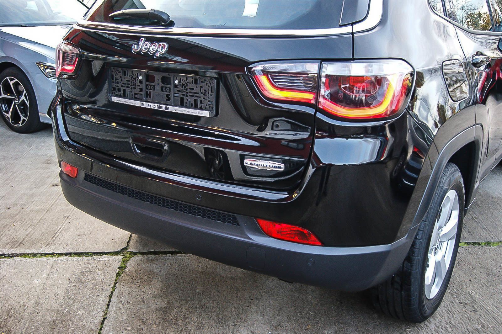 Fahrzeugabbildung Jeep Compass 1.4 Longitude KEYLESS WINTERPAKET