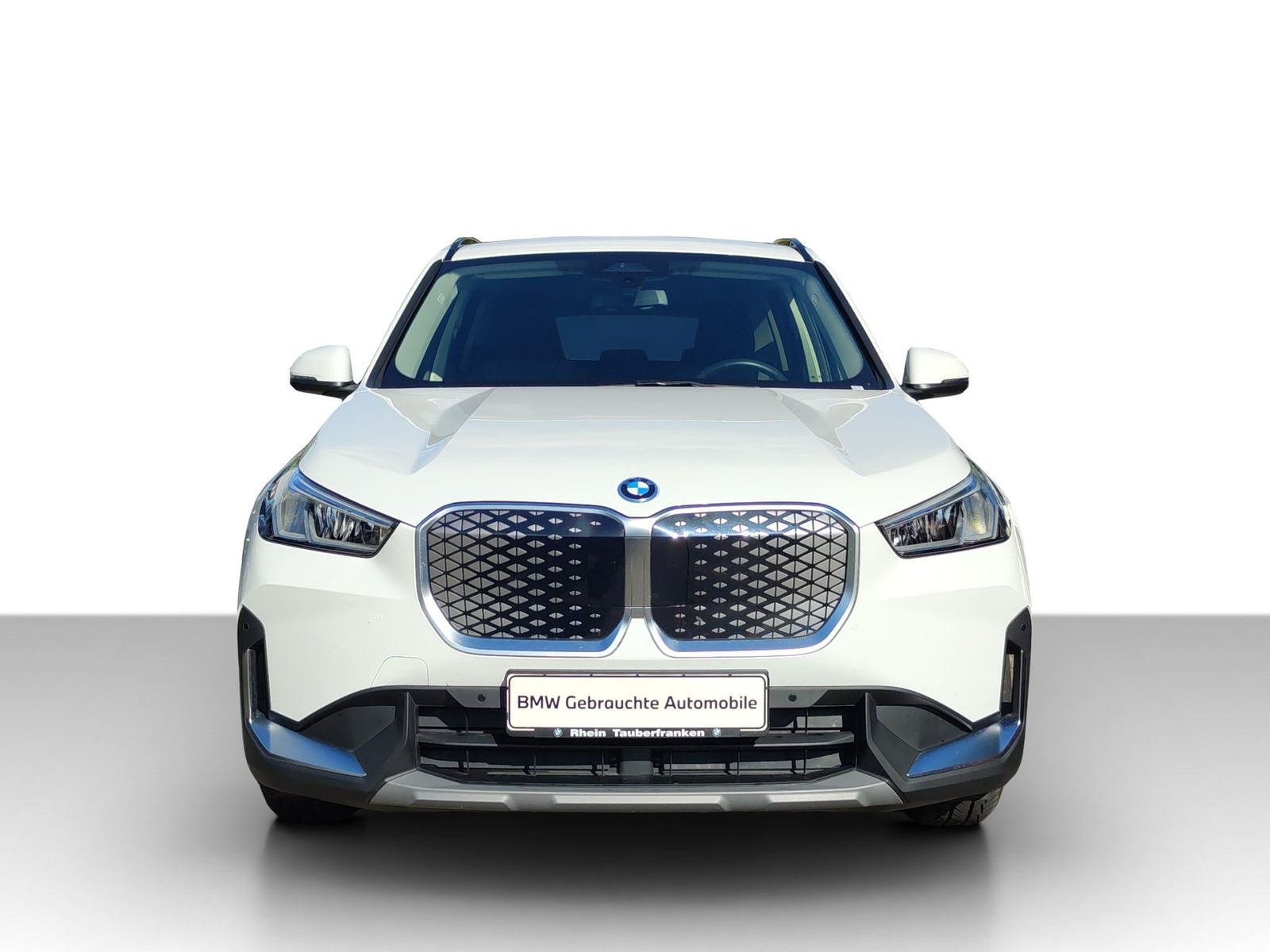 BMW iX1 xDrive30 AHK CAM M-Fwk SH NAVI PRIVACY foto 2
