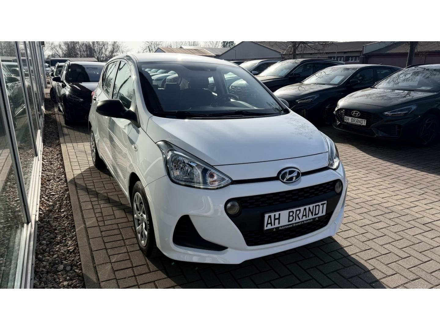Hyundai i10 Select Klima USB  Allwetter Scheckheftgepfle